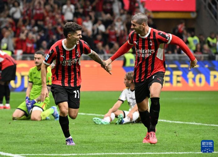 意甲联赛大战:AC米兰成功击败对手 意甲联赛大战:AC米兰成功击败对手
