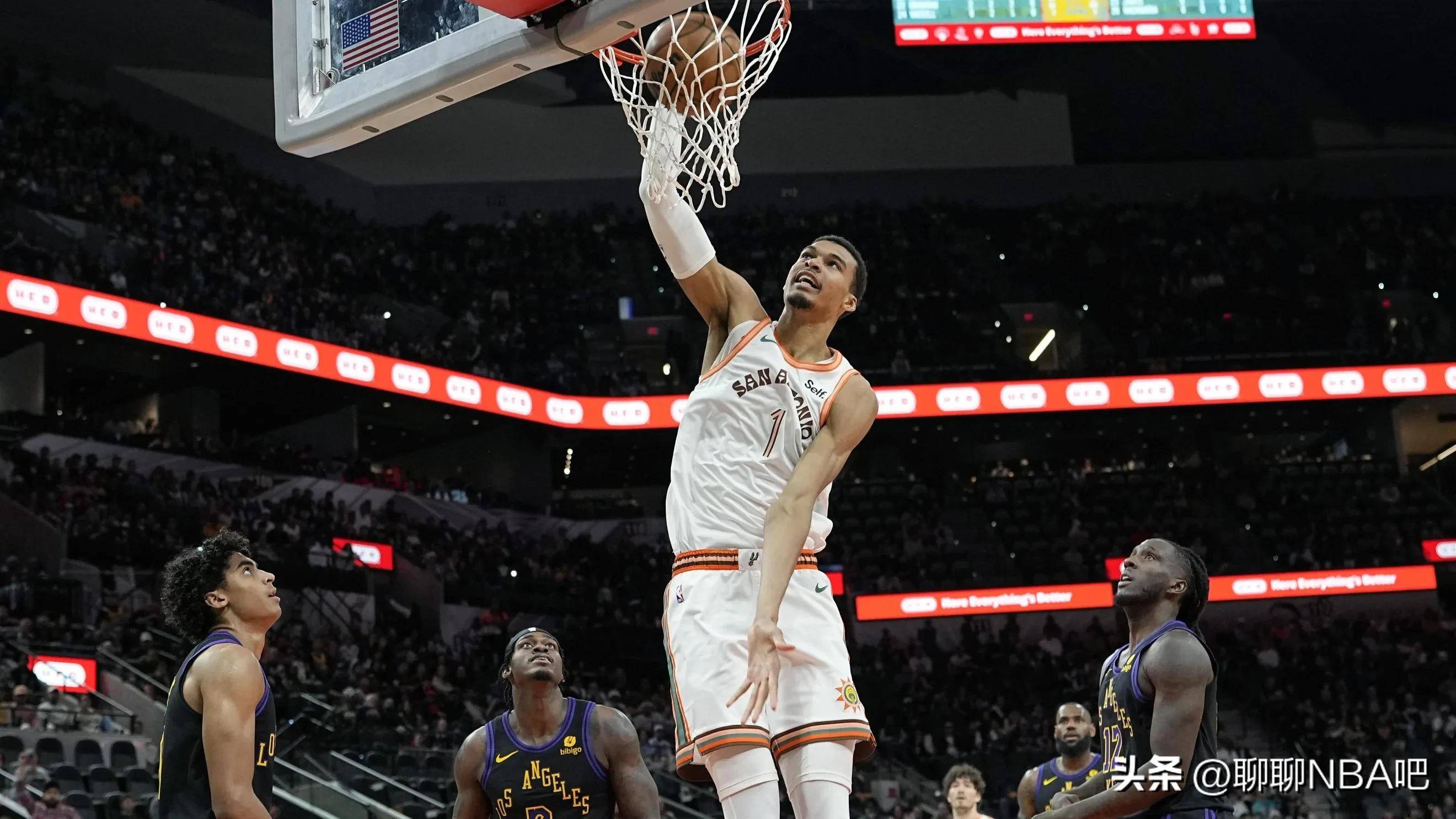 快船客场不敌掘金,乔治缺阵带球权 快船客场不敌掘金,乔治缺阵带球权