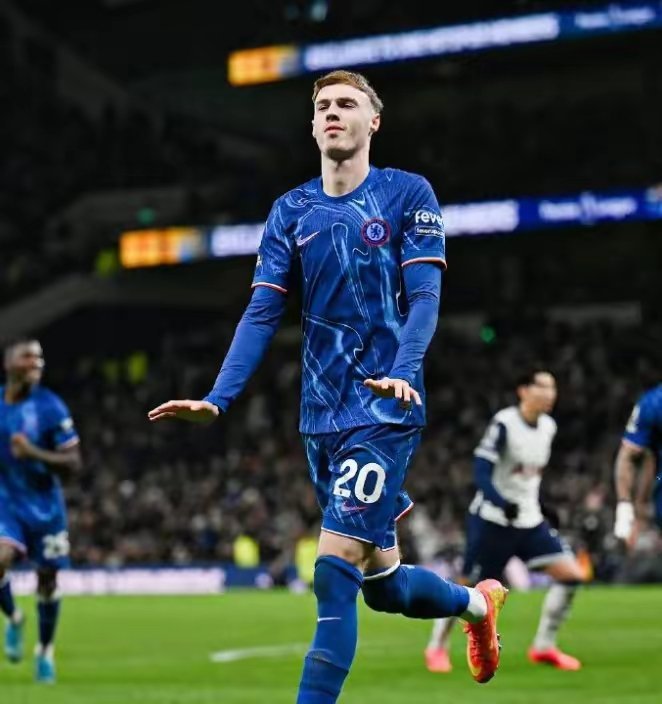 切尔西中场再战蓝军,期待逆袭英超 切尔西中场再战蓝军,期待逆袭英超