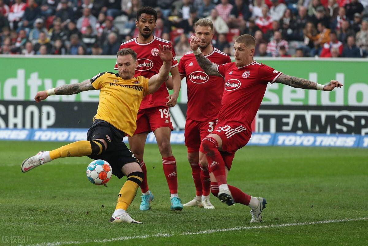 莱切斯特城客场战平布莱顿,抢得一分 莱切斯特城客场战平布莱顿,抢得一分