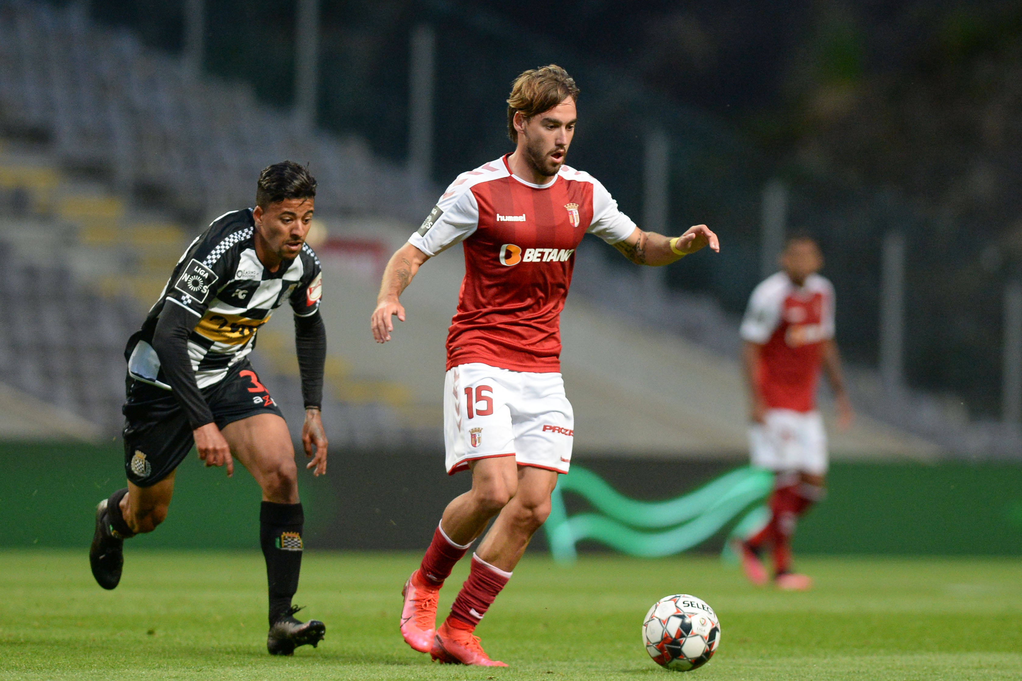 维拉利尔准备在客场取胜马拉加 维拉利尔准备在客场取胜马拉加