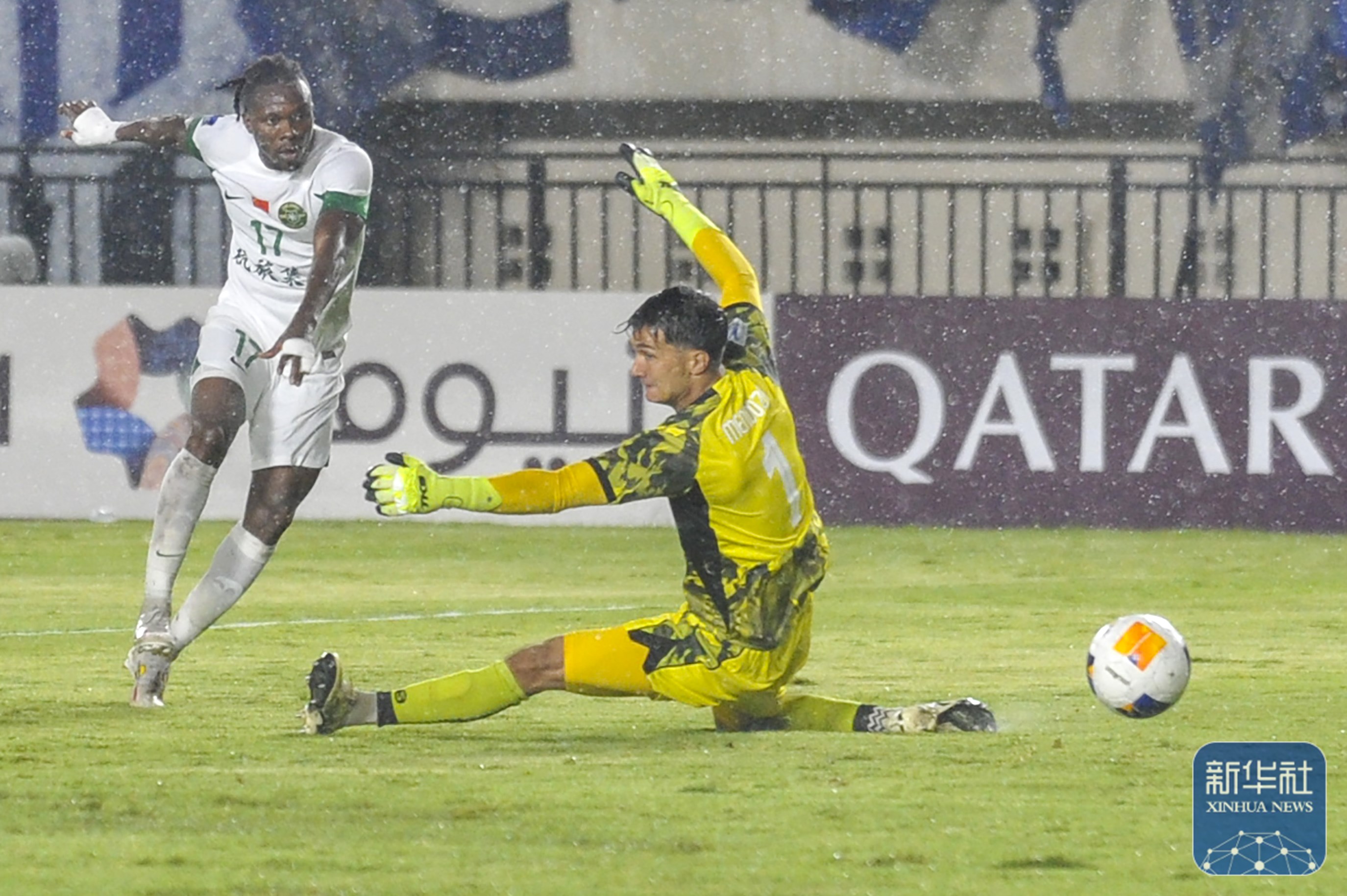 利记官网-亚眠主场战胜对手,豪取胜利