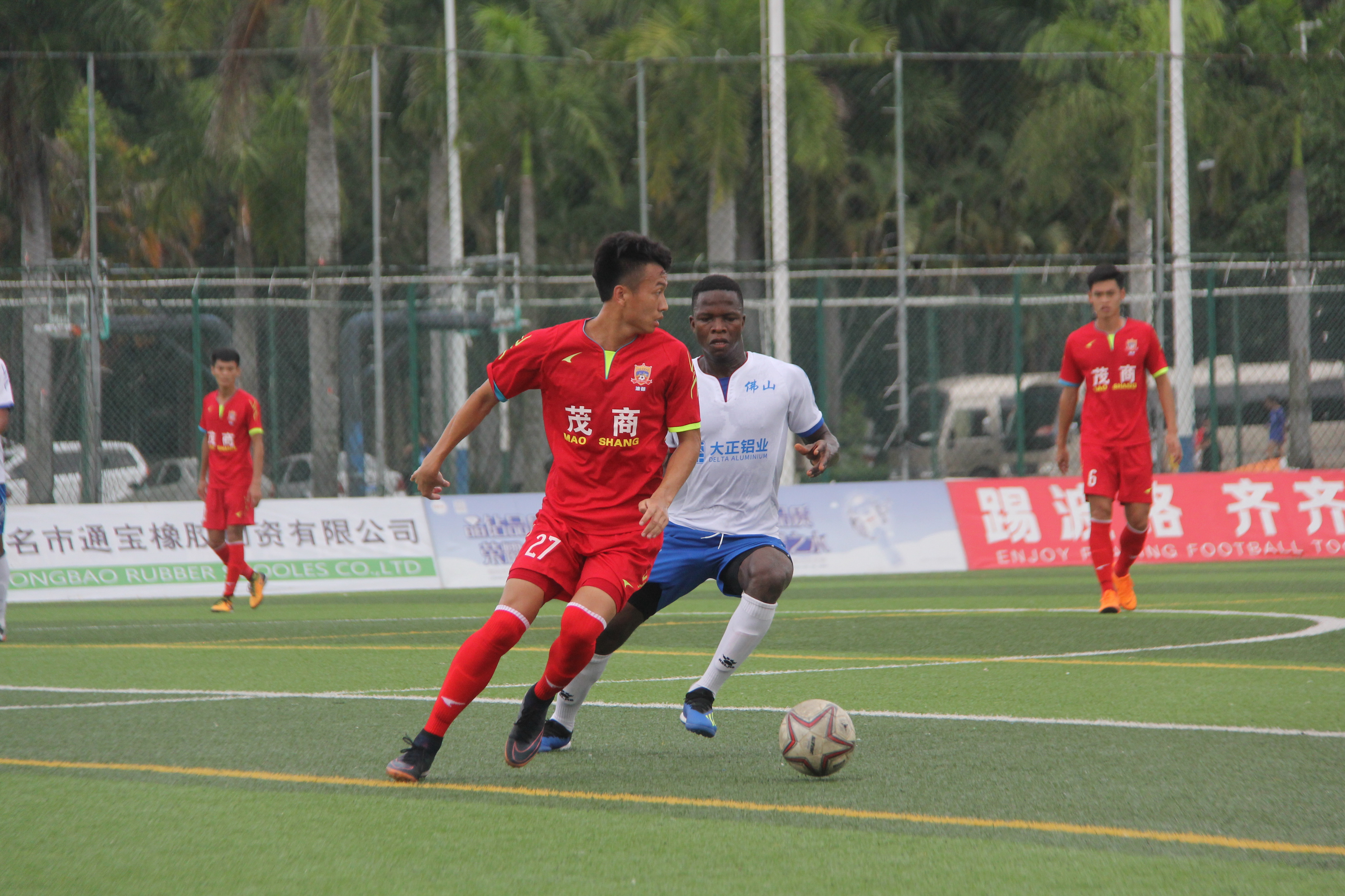 热门球队连连猛攻,成功得手 热门球队连连猛攻,成功得手