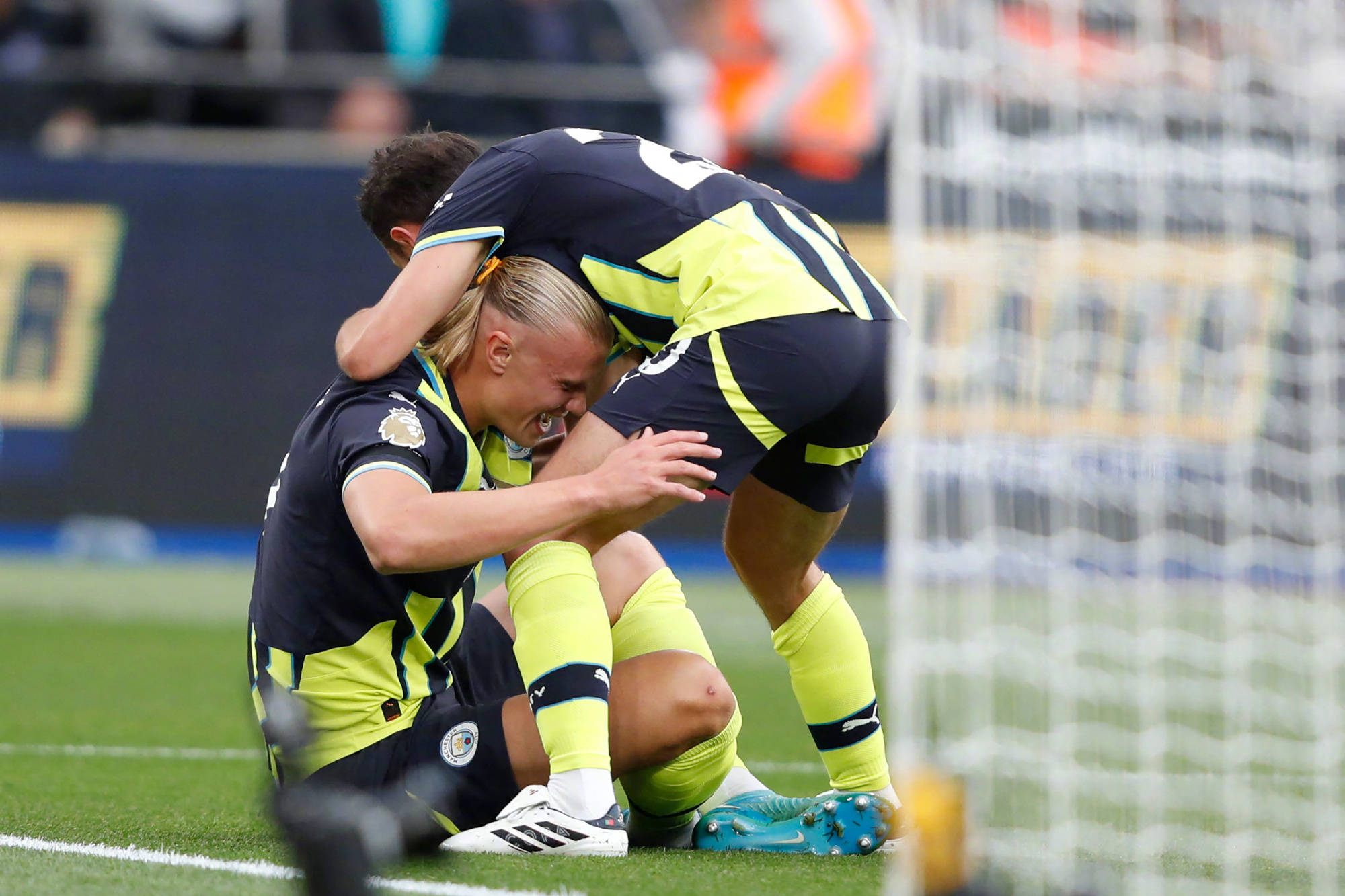 曼城三球大胜,霸气夺冠在望 曼城三球大胜,霸气夺冠在望