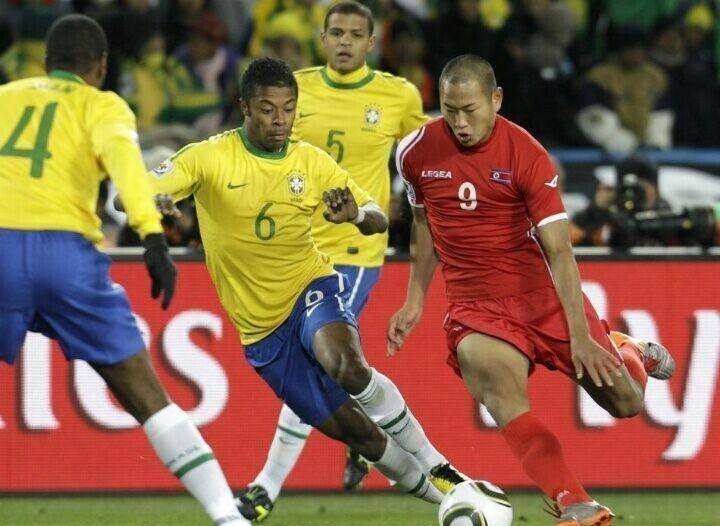 阿尔及利亚球员在英格兰俱乐部亮相 阿尔及利亚球员在英格兰俱乐部亮相