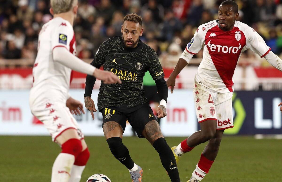 斯图加特客场失利,连败令球队陷入困境 斯图加特客场失利,连败令球队陷入困境