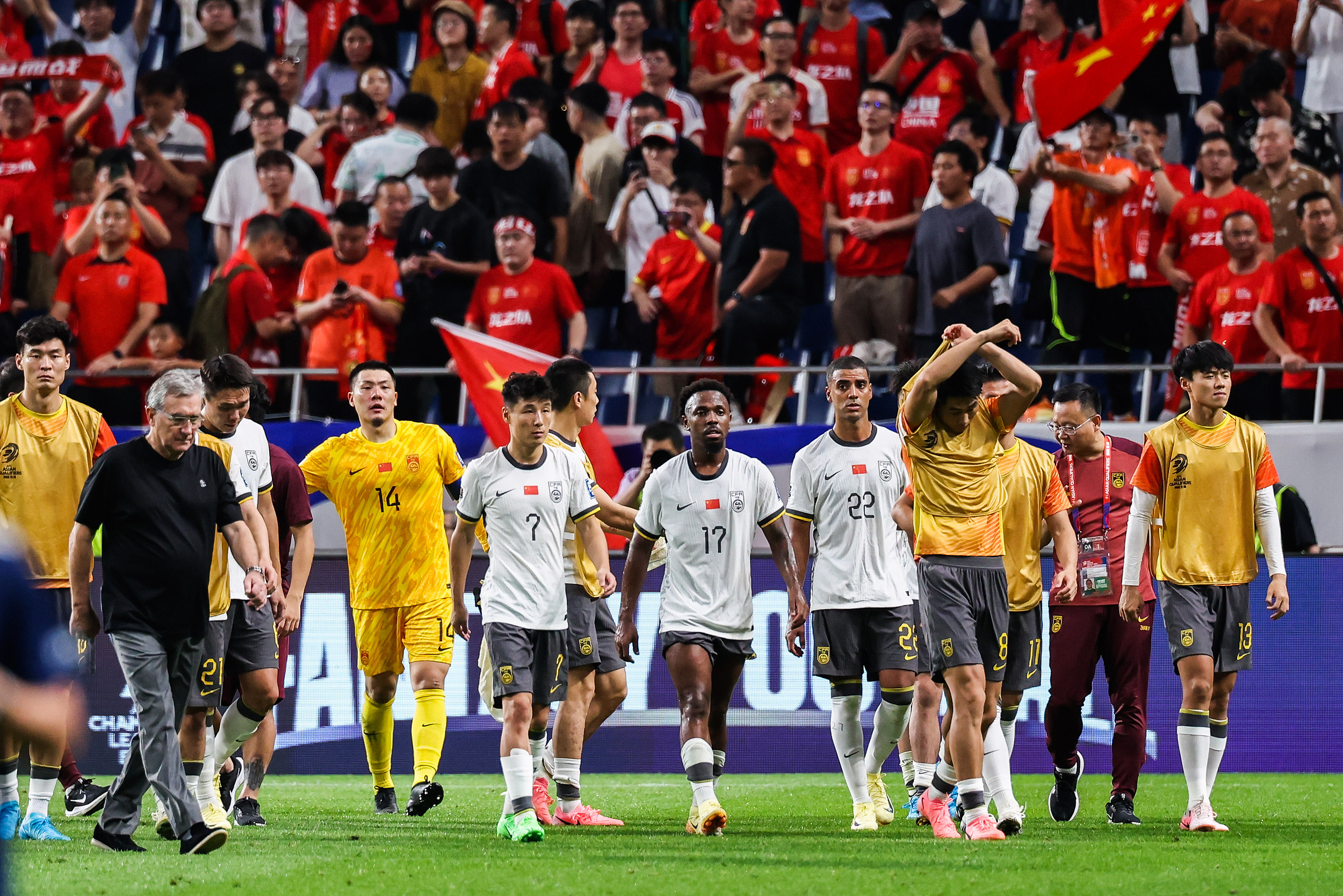 皇家社会主帅宣布离队,球迷哀叹不已 皇家社会主帅宣布离队,球迷哀叹不已