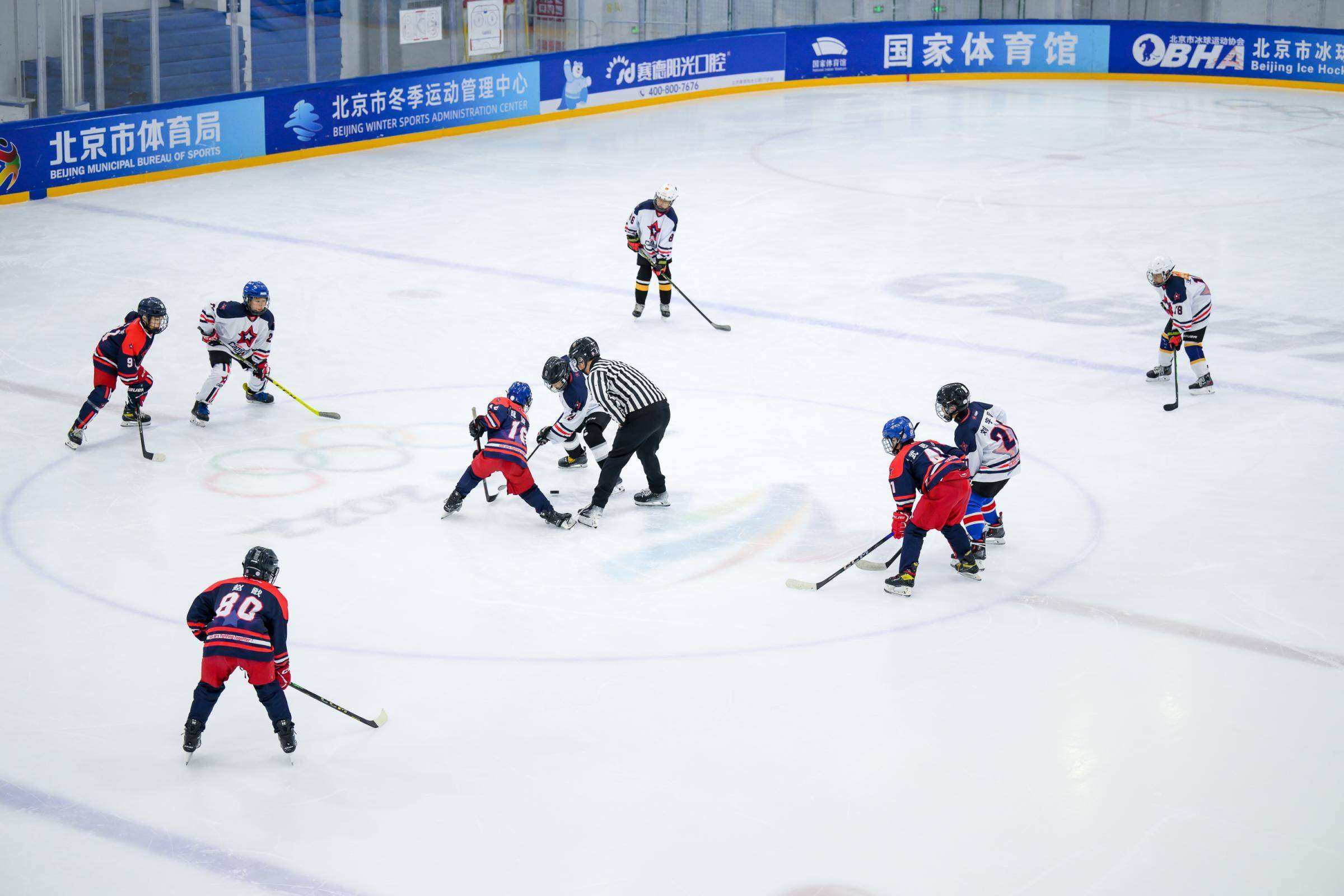 国际联赛中,顶级俱乐部实力角逐 国际联赛中,顶级俱乐部实力角逐