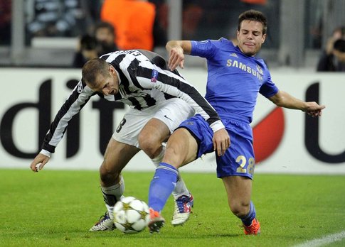 里昂主场失利,欧冠资格岌岌可危 里昂主场失利,欧冠资格岌岌可危