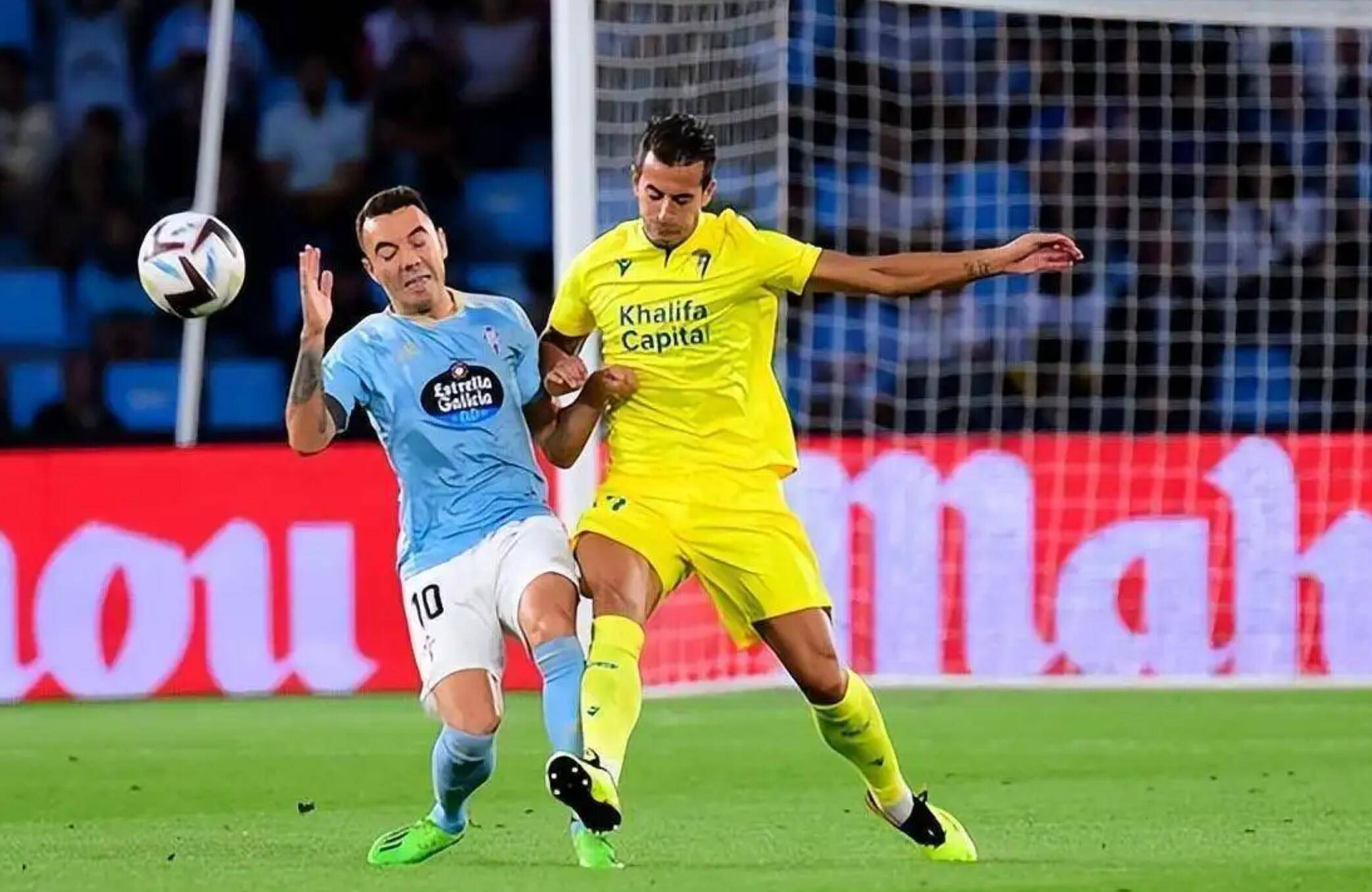 AC米兰对阵比利亚雷亚尔,力保希望? AC米兰对阵比利亚雷亚尔,力保希望?