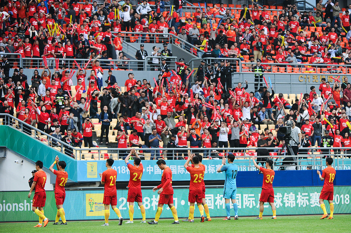 青海队主场不敌河南队,遭遇三连败 青海队主场不敌河南队,遭遇三连败