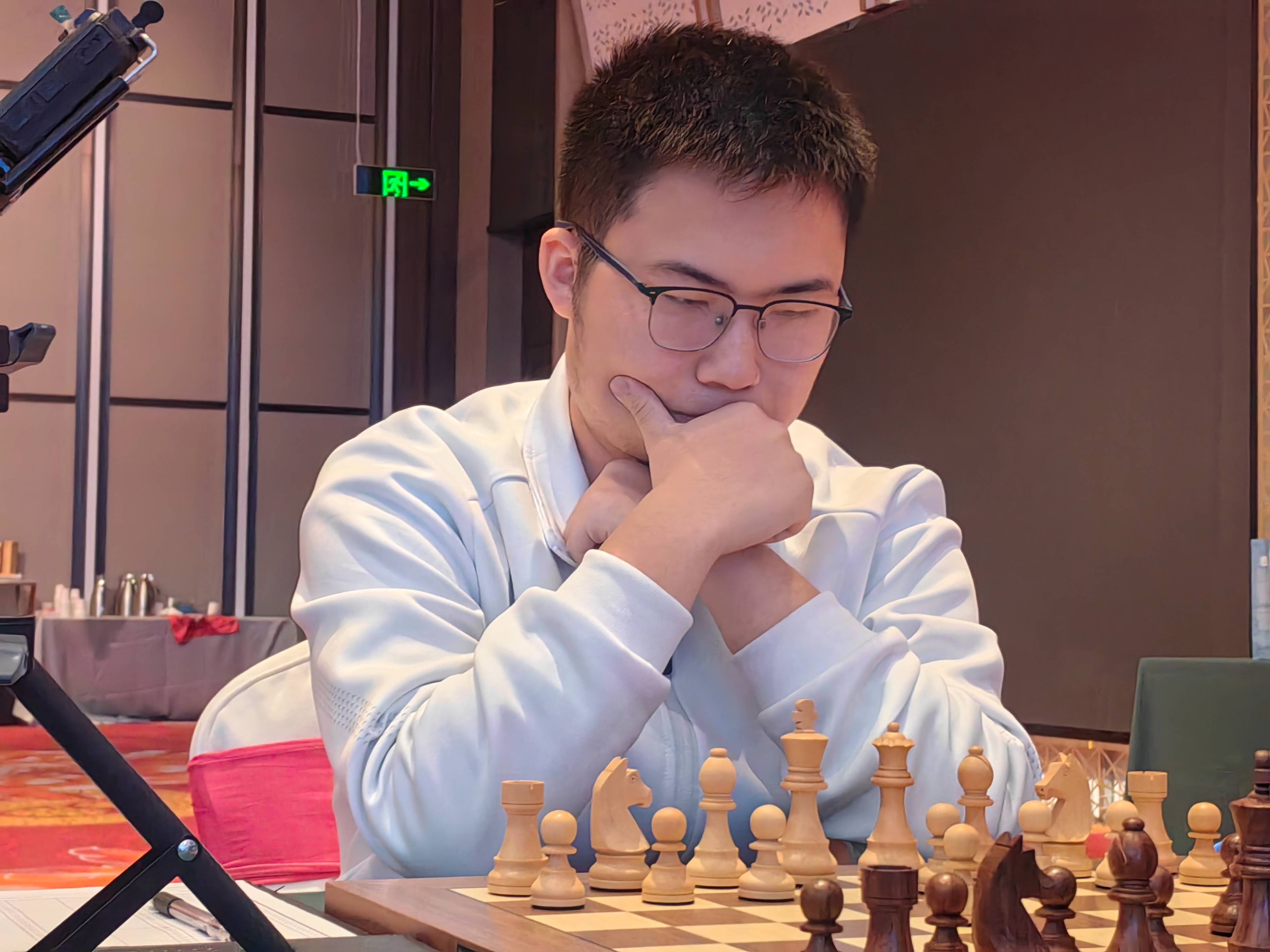 中甲豪强加强旅全北现代势如破竹