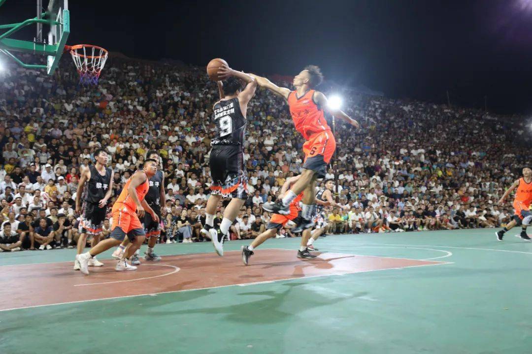 欧洲篮球联赛年轻球员的成长路径