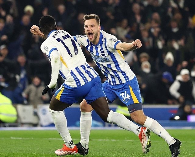 莱切斯特城客场大胜布莱顿,延续连胜 莱切斯特城客场大胜布莱顿,延续连胜