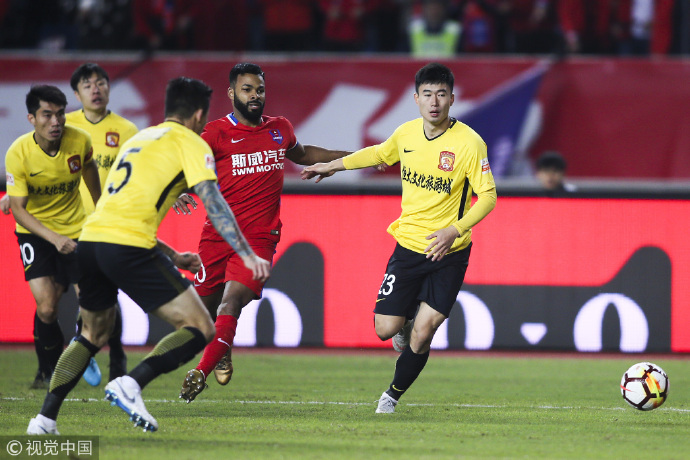 重庆斯威主场失利，积分持续下滑