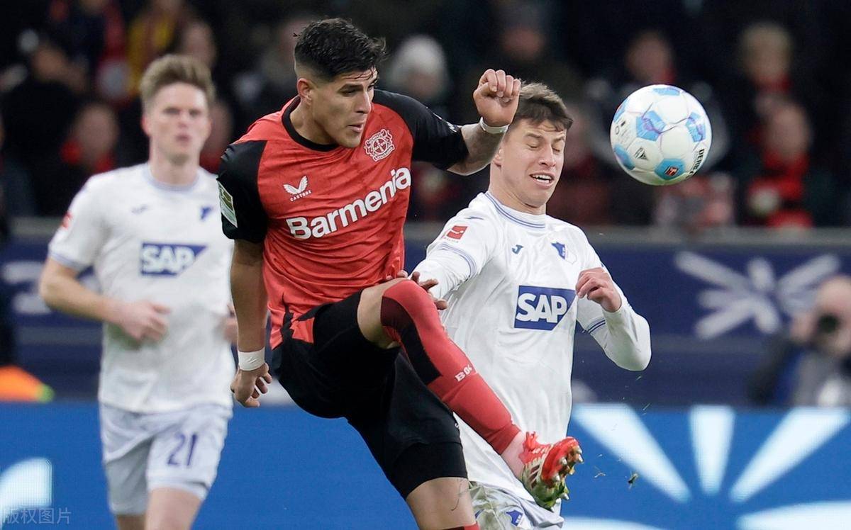 勒沃库森主场逼平对手,难以取胜 勒沃库森主场逼平对手,难以取胜