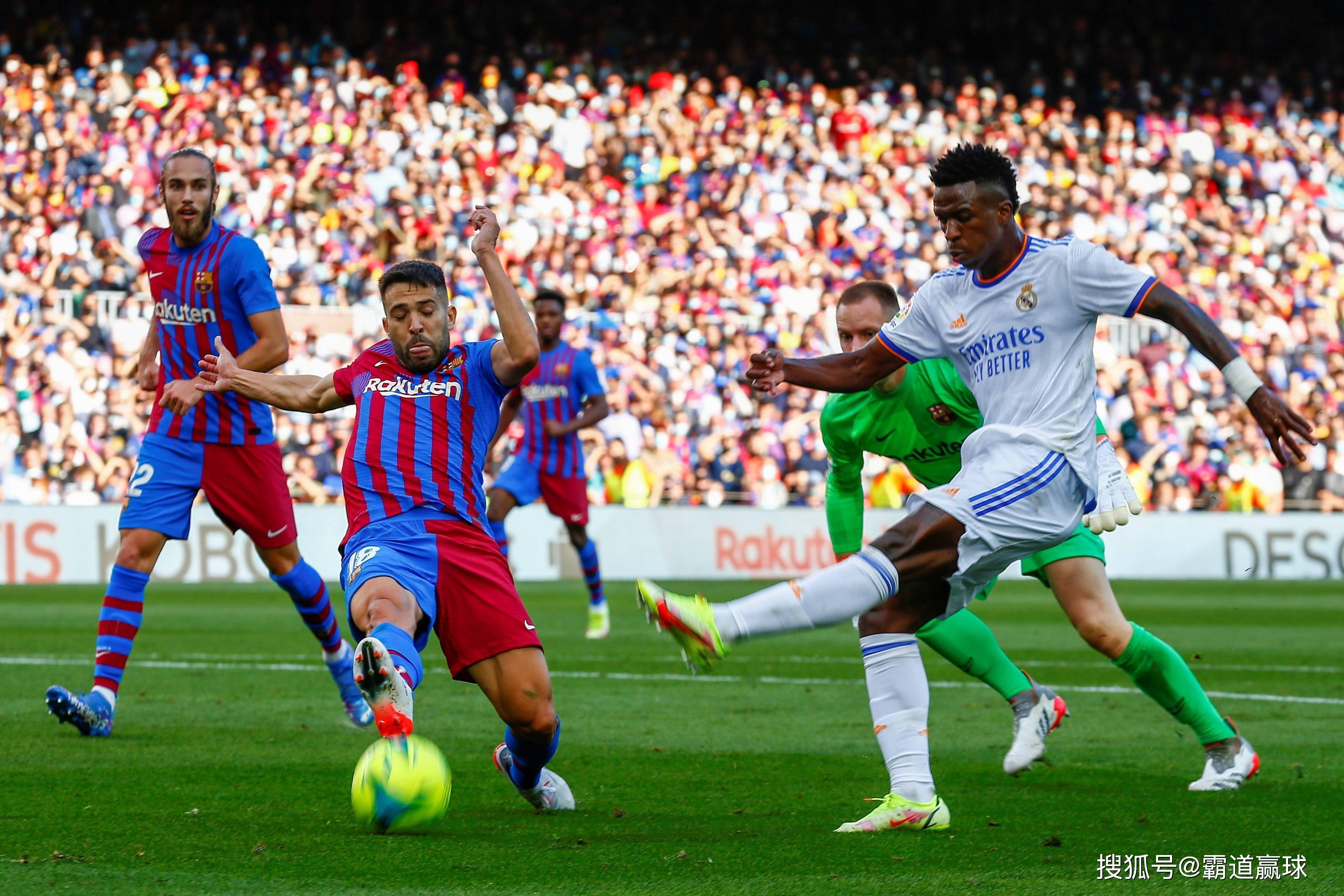 西班牙足球联赛实力对决引爆热议! 西班牙足球联赛实力对决引爆热议!