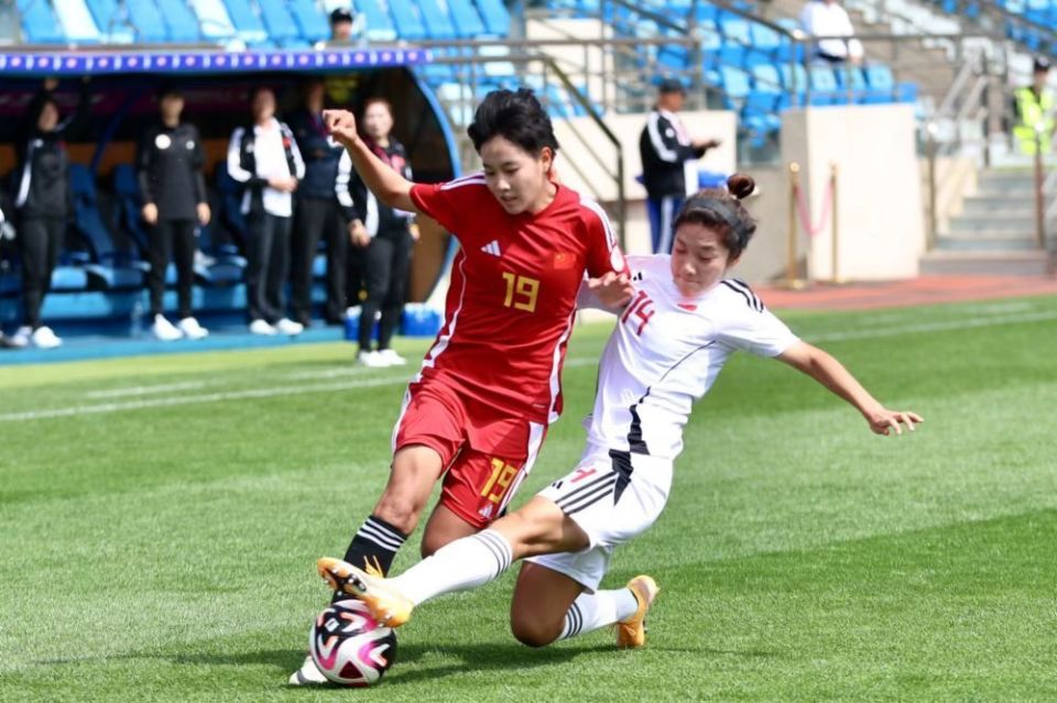 激情比赛！中国女足展示实力