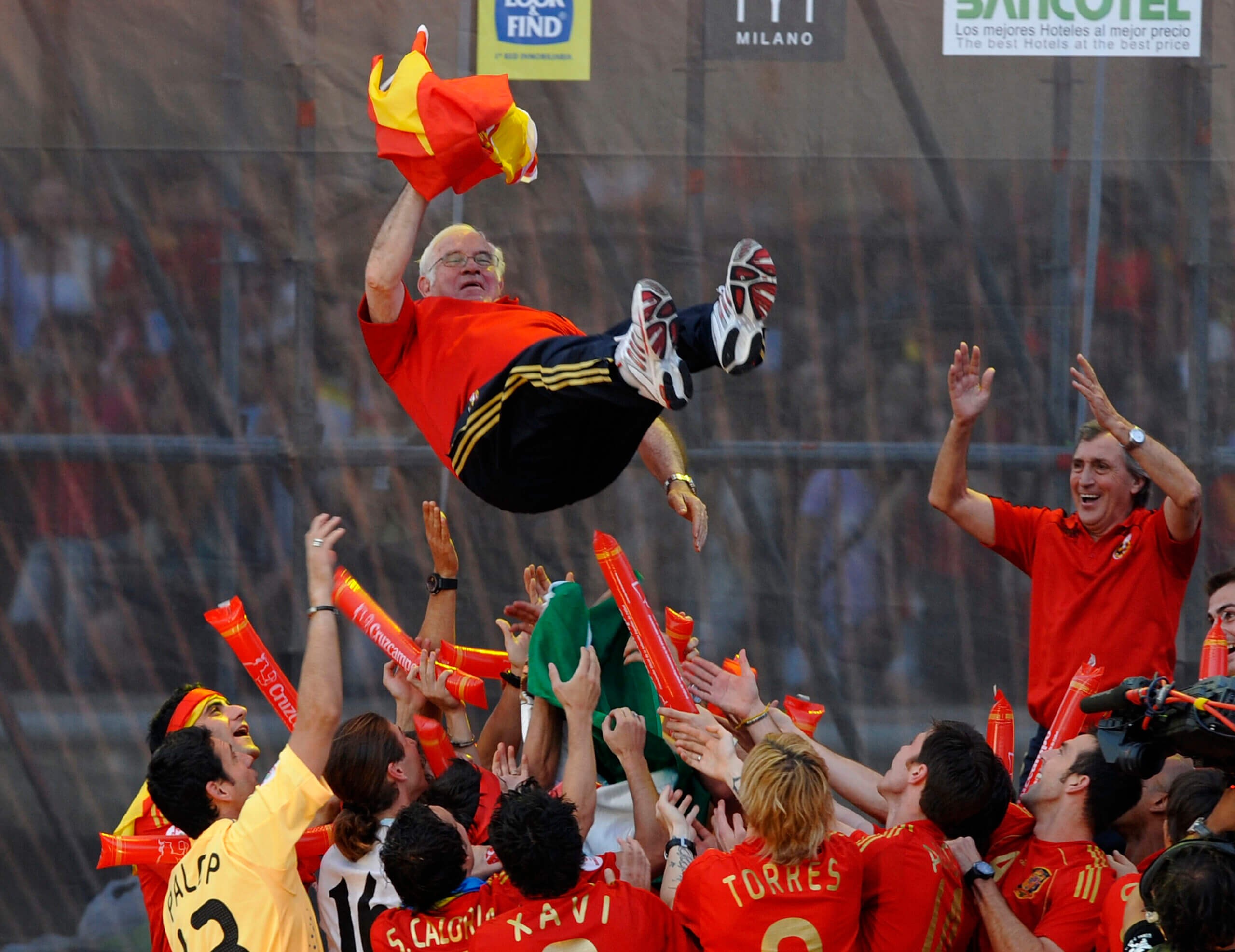 欧洲足球冠军联赛：西班牙豪门连胜晋级