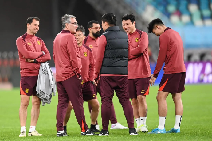 东亚球队在国际足球赛事上大获全胜 东亚球队在国际足球赛事上大获全胜