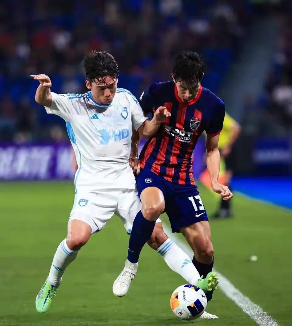 亚冠比赛强强对话,球队实力暴露无遗 亚冠比赛强强对话,球队实力暴露无遗