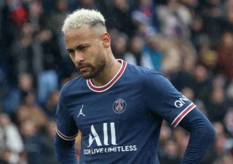 巴黎圣日耳曼：内马尔带领球队登上巅峰