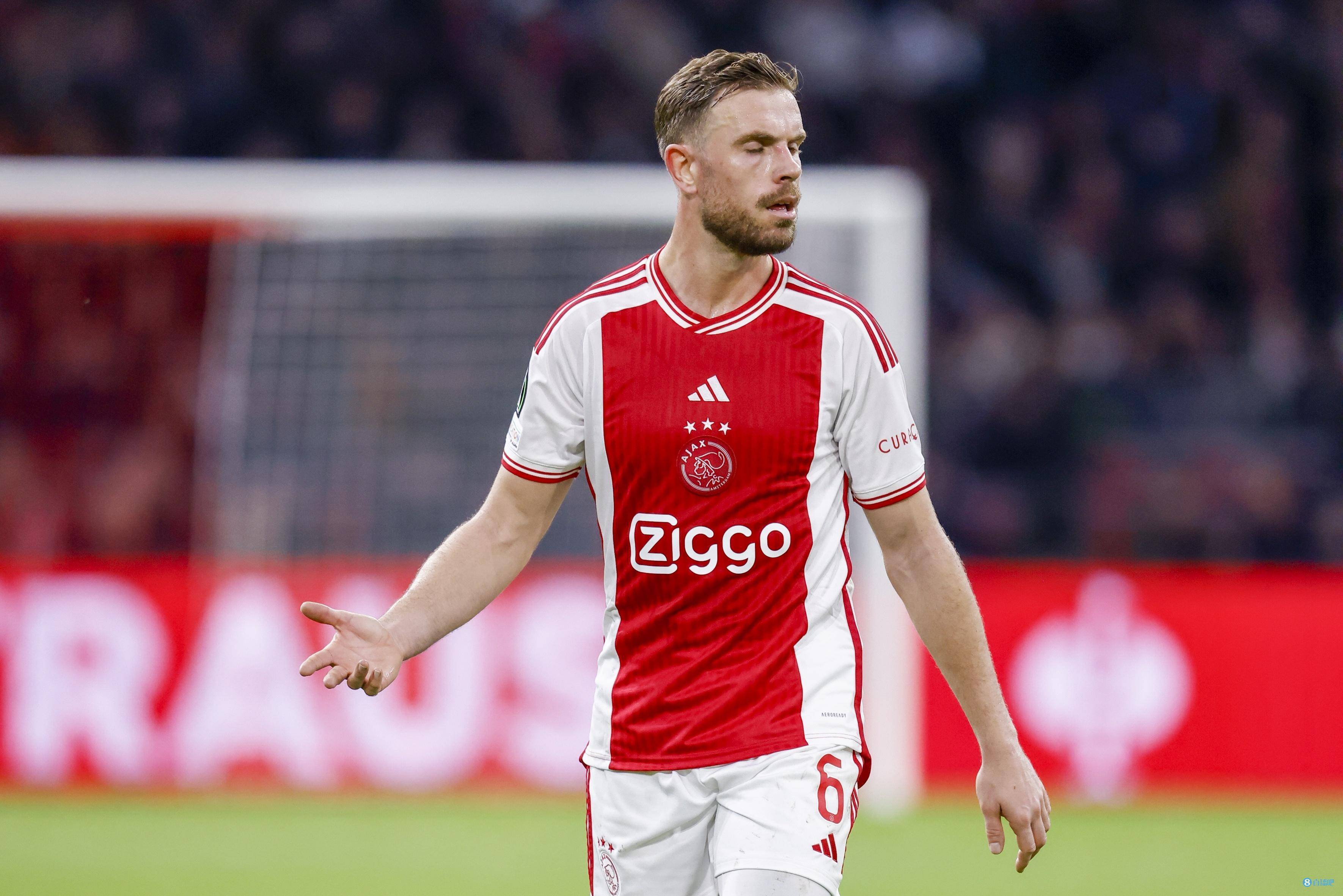 阿贾克斯击败对手，出线前景乐观