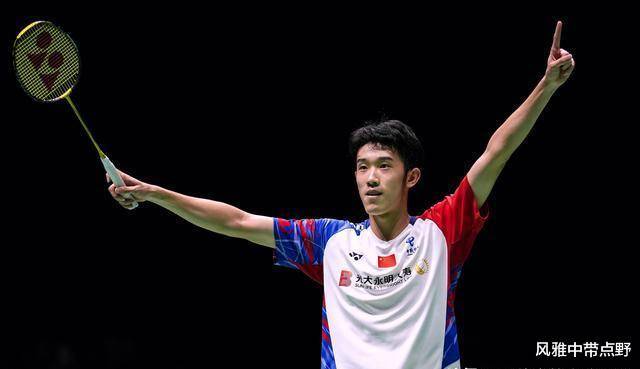 印尼代表团在射箭比赛中大放异彩，夺得金牌