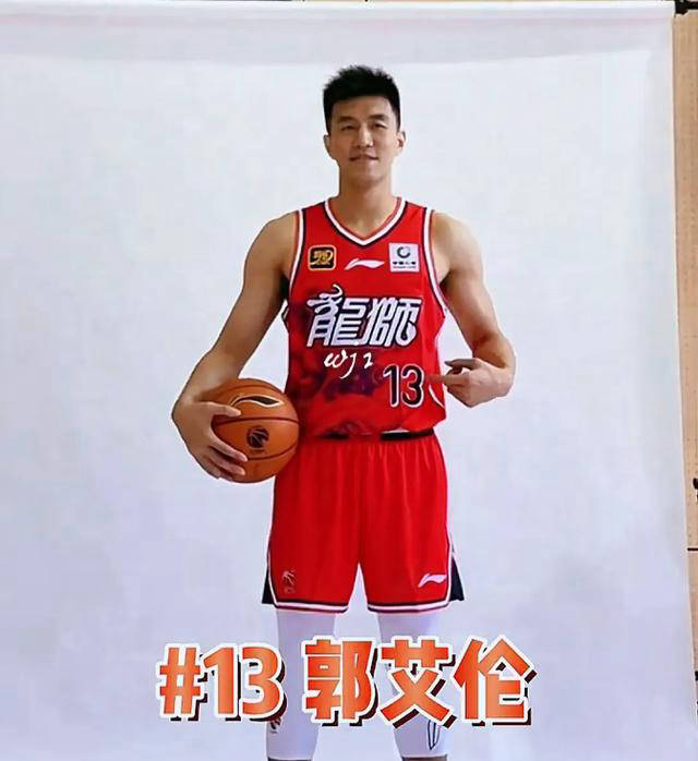 广东龙狮斗志山东,全队团结一致勇往直前 广东龙狮斗志山东,全队团结一致勇往直前