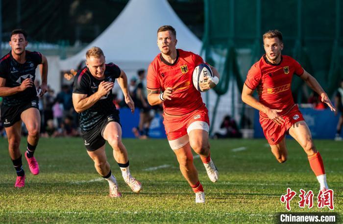 德国队战胜对手,展现出强大实力 德国队战胜对手,展现出强大实力