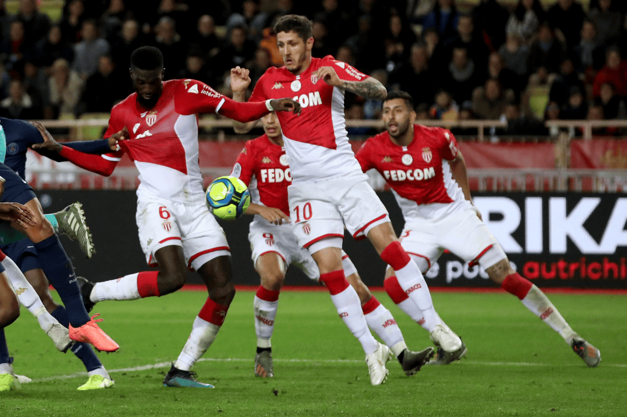 利记-摩纳哥客场抢分成功,展现团队实力