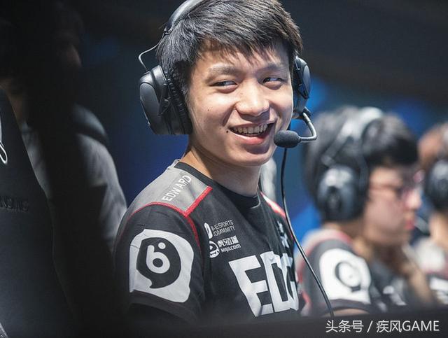 西班牙疾风队球员遭遇连败,教练组反思战术失误 西班牙疾风队球员遭遇连败,教练组反思战术失误