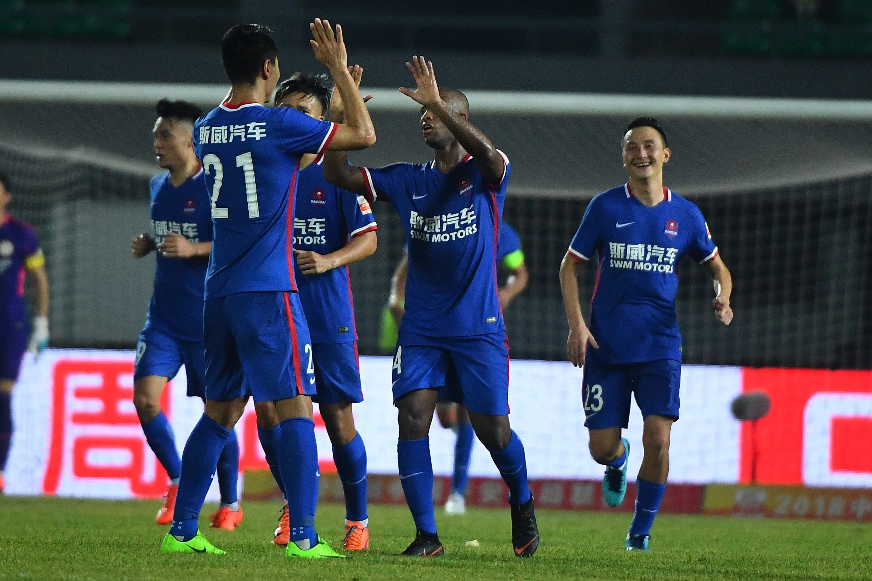 甘冈战平梅斯,保级形势良好 甘冈战平梅斯,保级形势良好