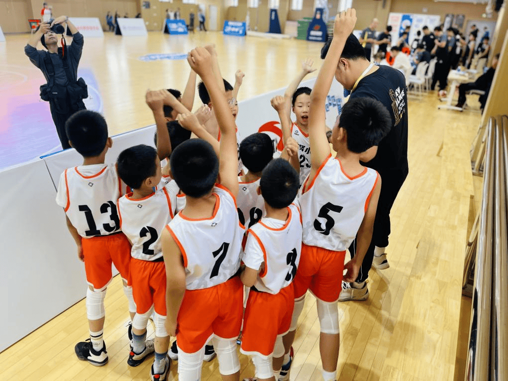 篮球世锦赛热身赛即将打响,各国队伍备战 篮球世锦赛热身赛即将打响,各国队伍备战