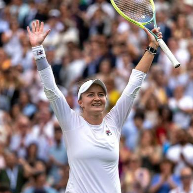 捷克选手逆袭获胜,创造劲爆佳绩 捷克选手逆袭获胜,创造劲爆佳绩