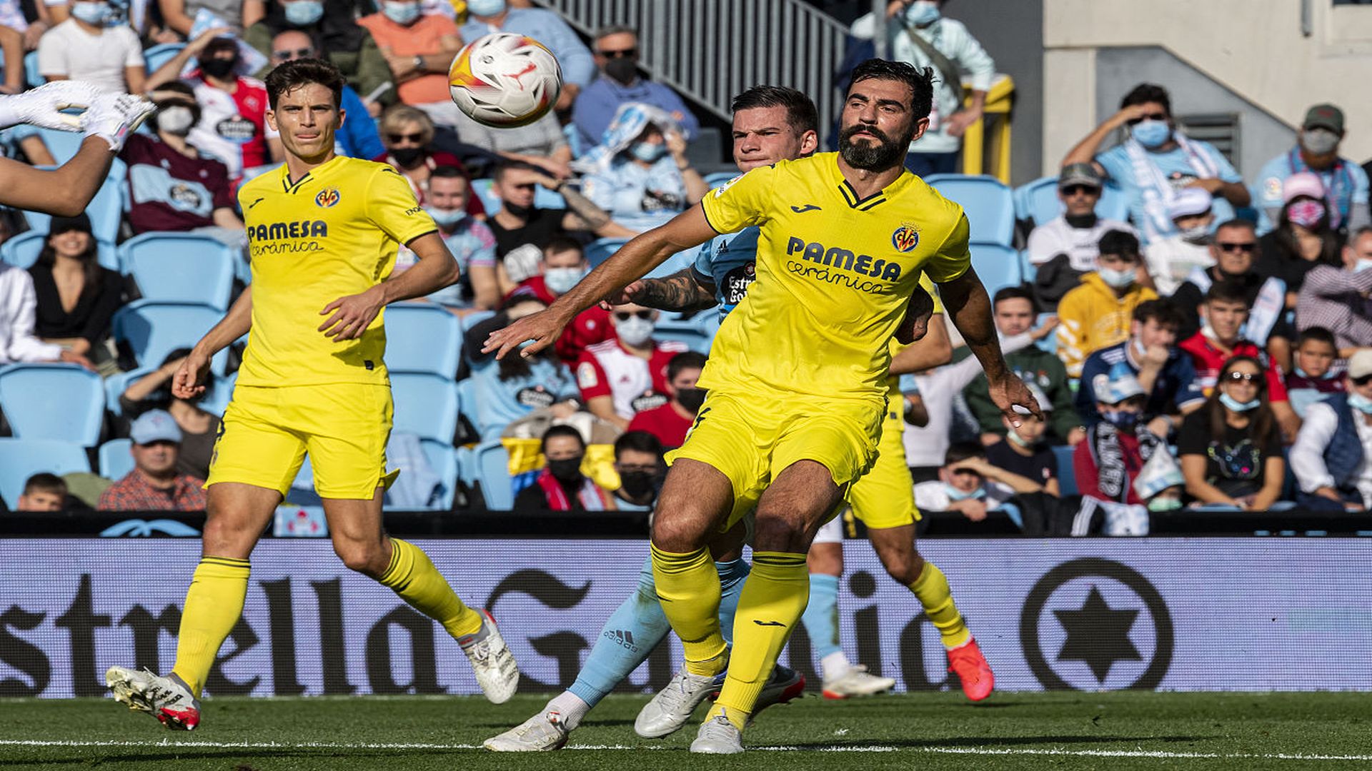 比利亚雷亚尔队主场大捷震惊联赛