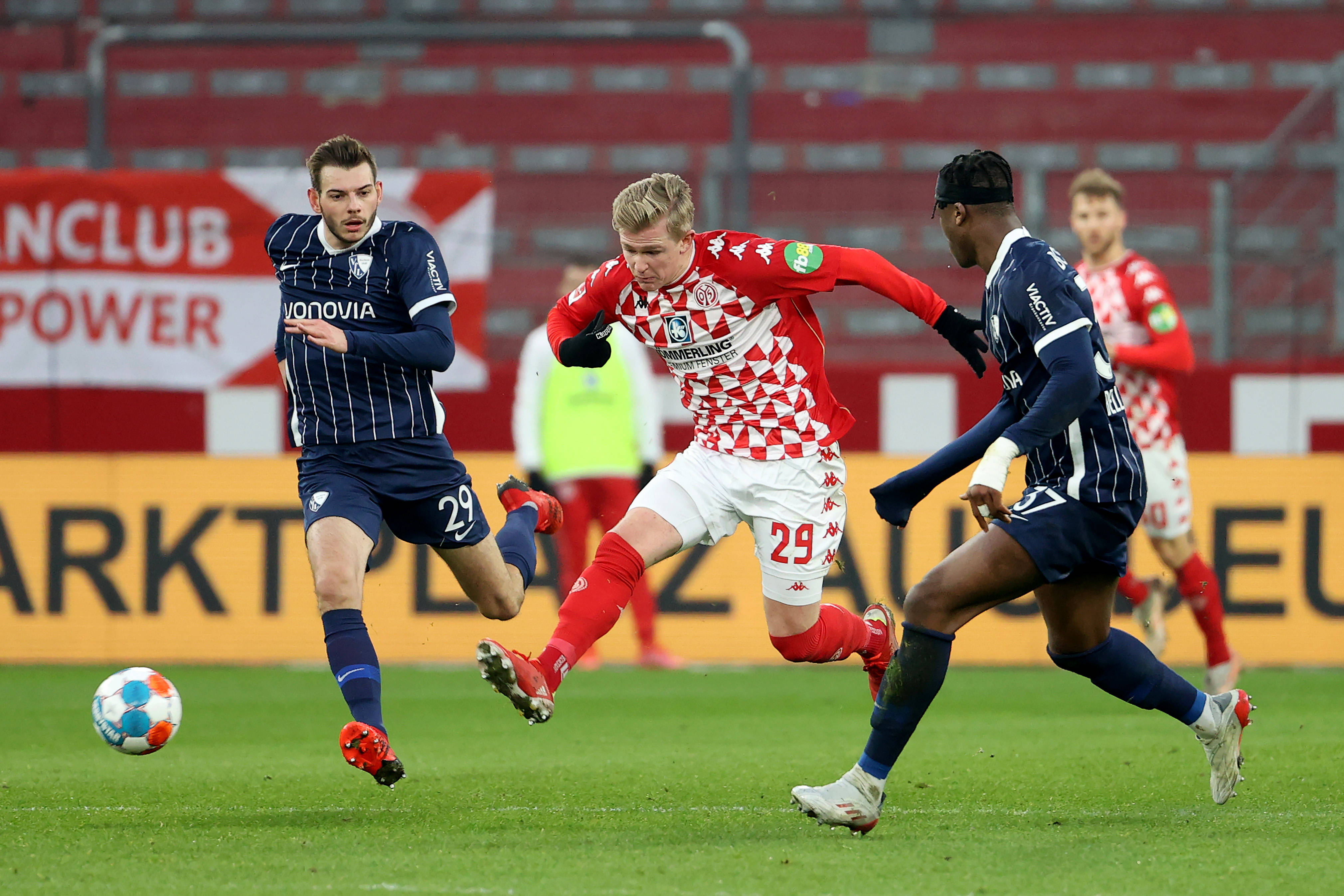 斯图加特战胜美因茨，球队状态依旧火热