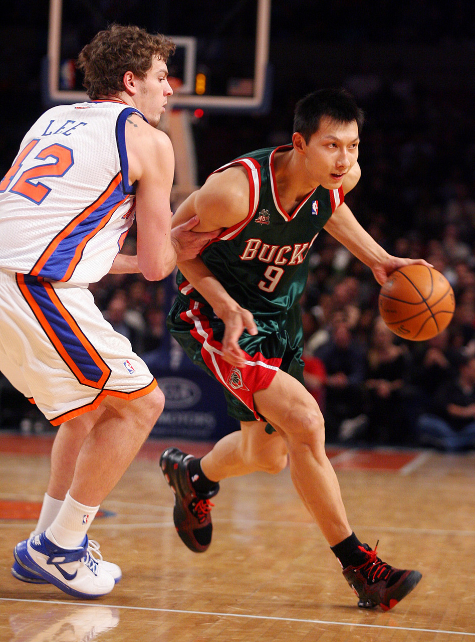 NBA球员在中国篮球联赛中争霸 NBA球员在中国篮球联赛中争霸