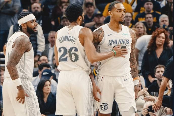 独行侠全队出色发挥,大胜对手取得胜利 独行侠全队出色发挥,大胜对手取得胜利