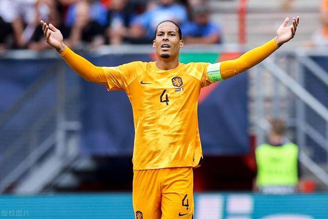 荷兰国家队与波黑国家队的较量强势展开