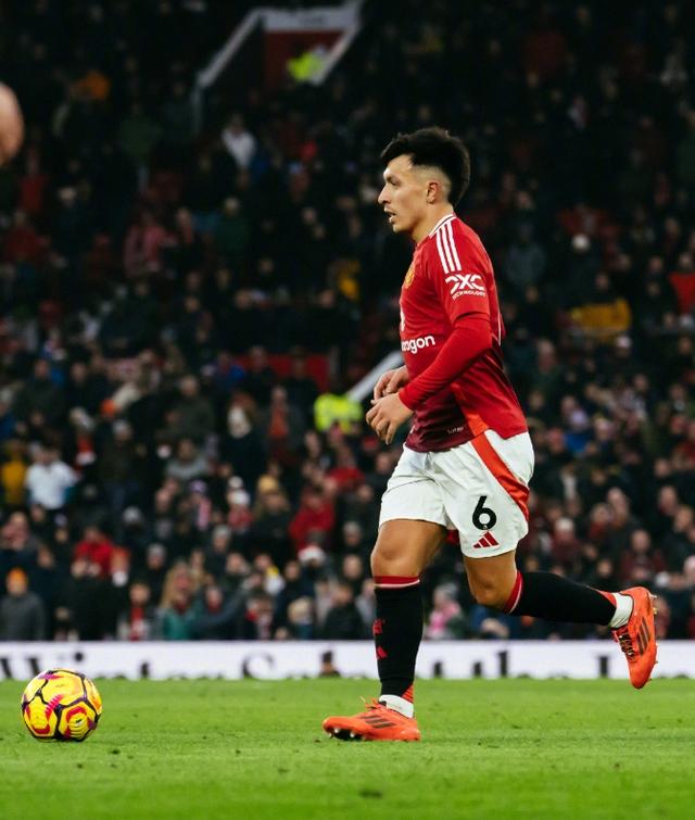 曼联前锋破荒,球队取得欧冠开门红 曼联前锋破荒,球队取得欧冠开门红