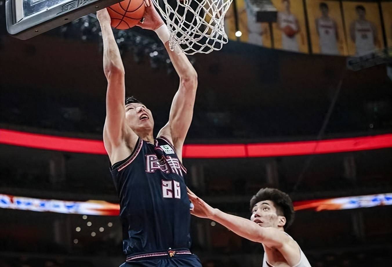 广东队压哨绝杀,成功斩获胜利 广东队压哨绝杀,成功斩获胜利