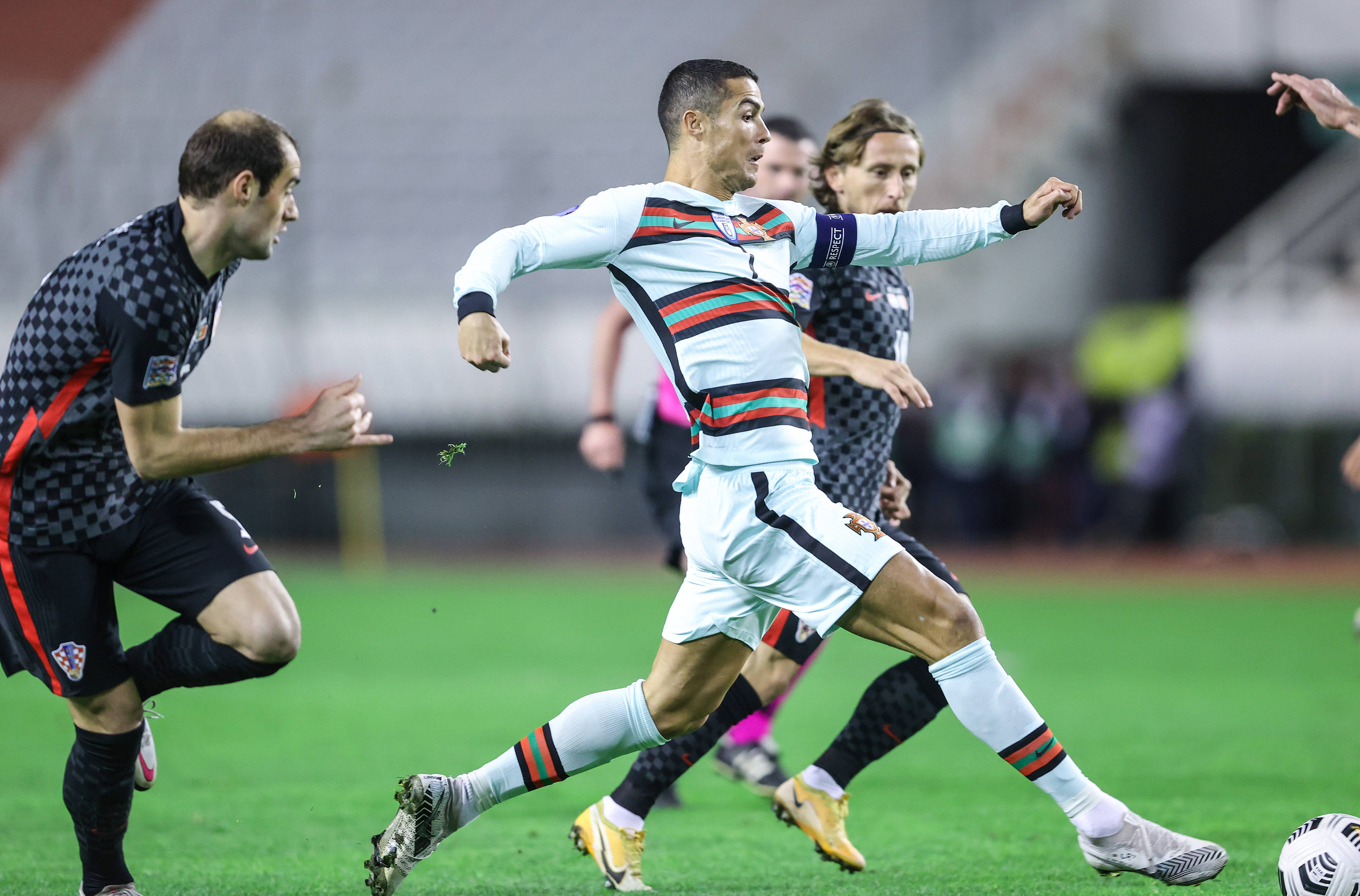 克罗地亚球队在关键比赛中获胜 克罗地亚球队在关键比赛中获胜