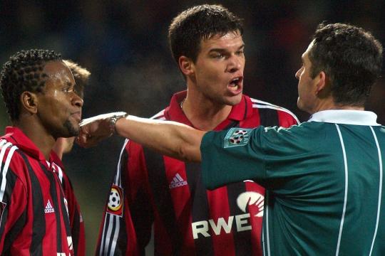 断金花，瑞典棒垒球队击败竞争对手夺冠