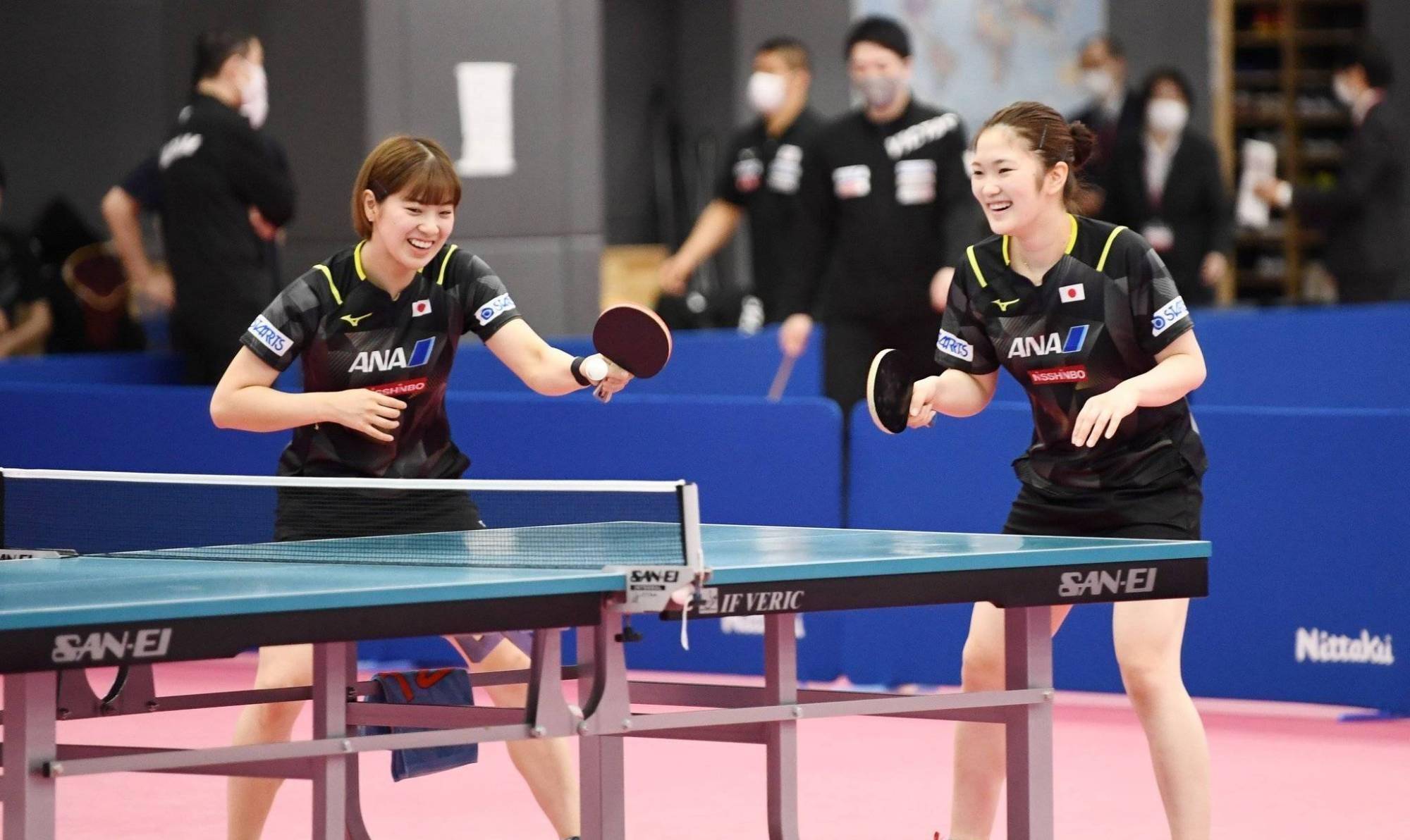 断金花，瑞典棒垒球队击败竞争对手夺冠