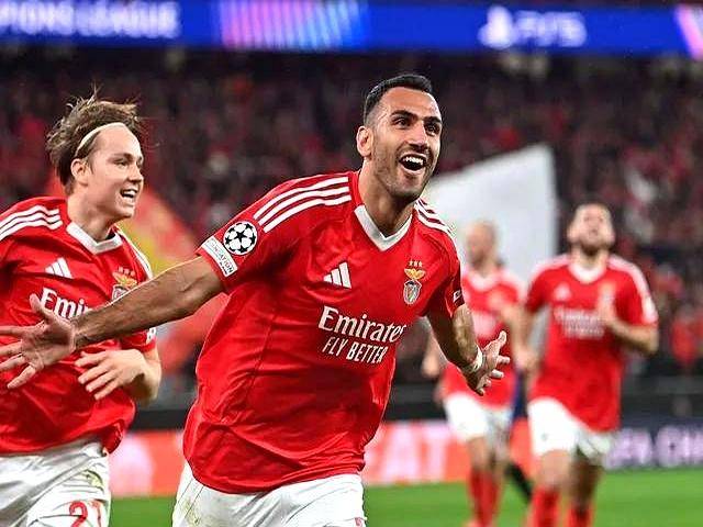 尼斯队在比赛中发挥出色，实力备受瞩目