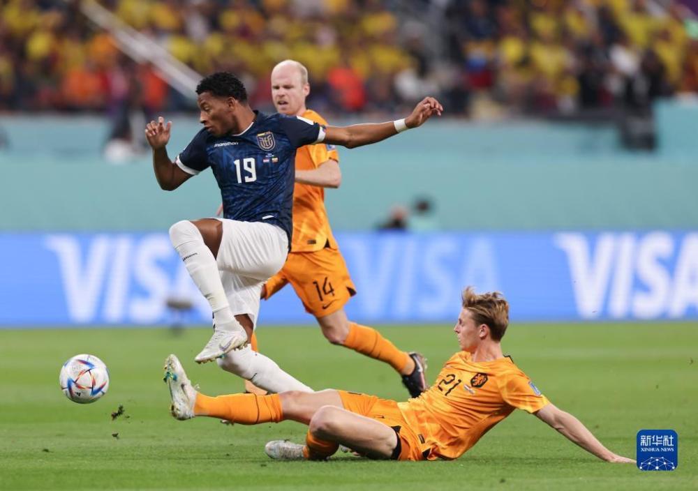 荷兰主场战平摩尔多瓦,表现不佳 荷兰主场战平摩尔多瓦,表现不佳