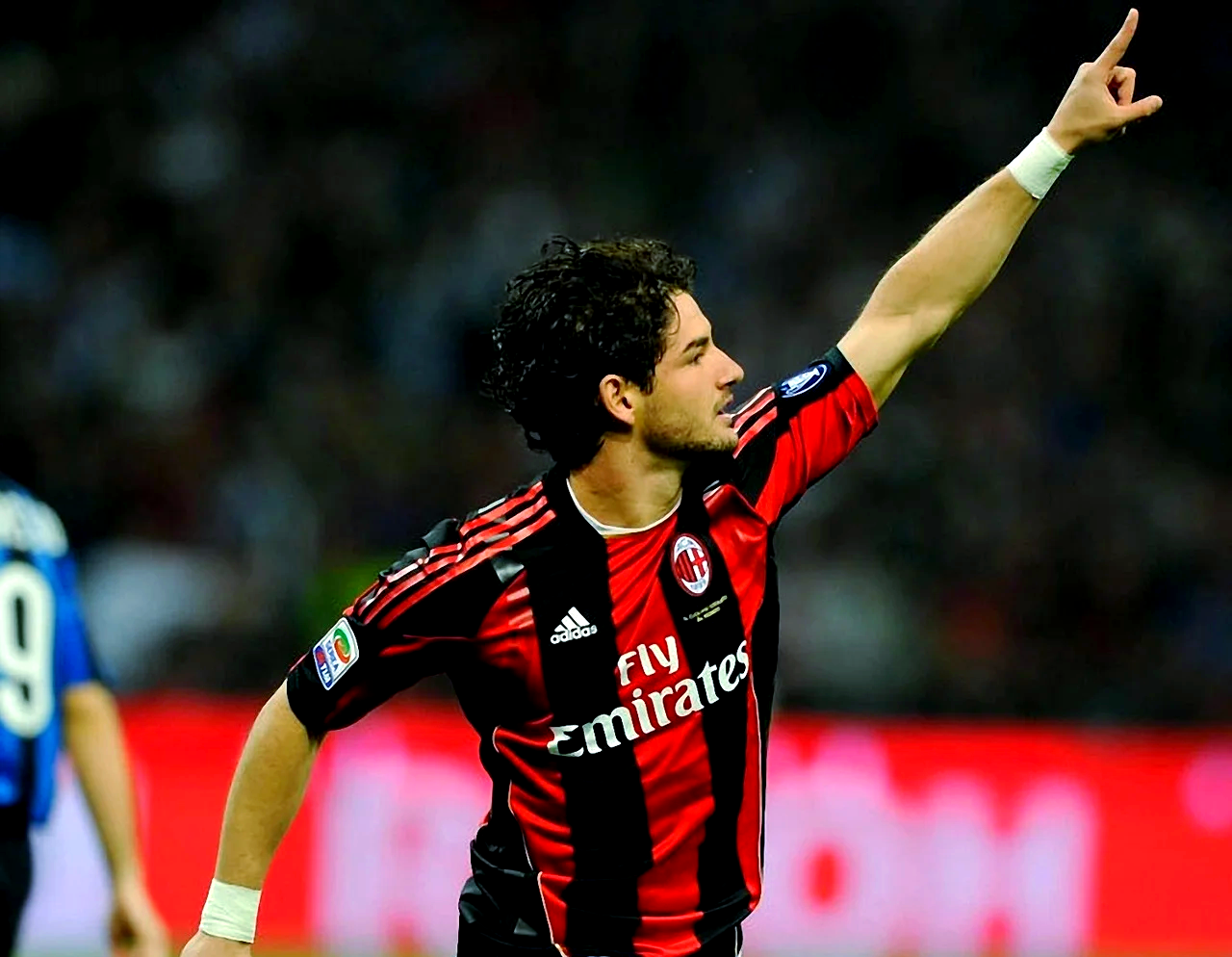 利记官网-热那亚主场抢分，力保不降级